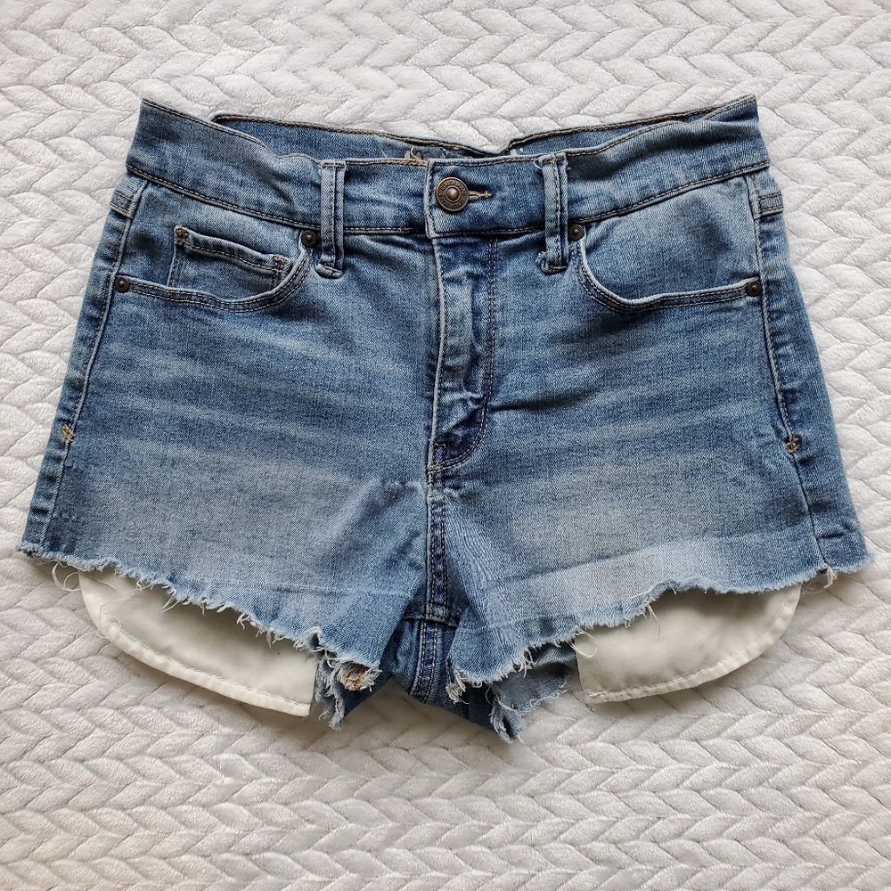 Rewash Hi-Rise Cut-Off Denim Shorts Size 3/26